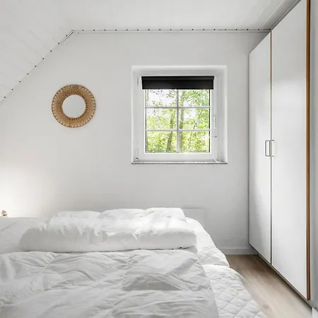 Lovely Home In Vaeggerlose With Sauna Bøtø By