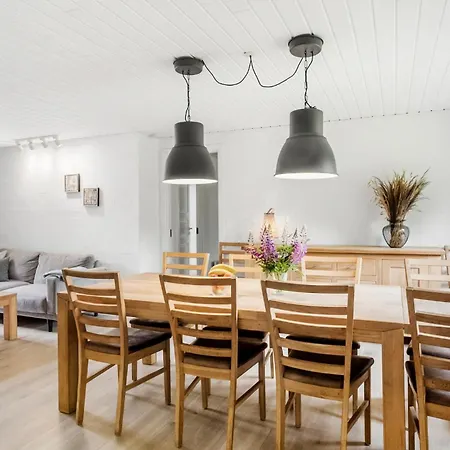 Awesome In Vaeggerlose With Kitchen Bøtø By