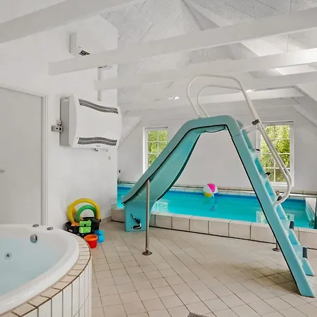 Lovely Home In Vaeggerlose With Sauna